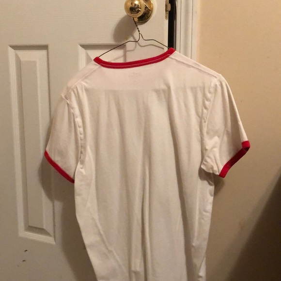 Men’s Hollister T Shirt - Picture 2 of 3